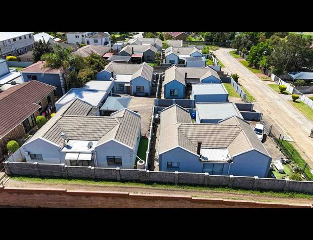 3 BEDROOM HOUSE FOR SALE IN BLANCO